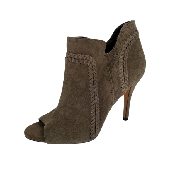 Vince Camuto Green Suede Peep Toe Booties Size 6 - Picture 1 of 9